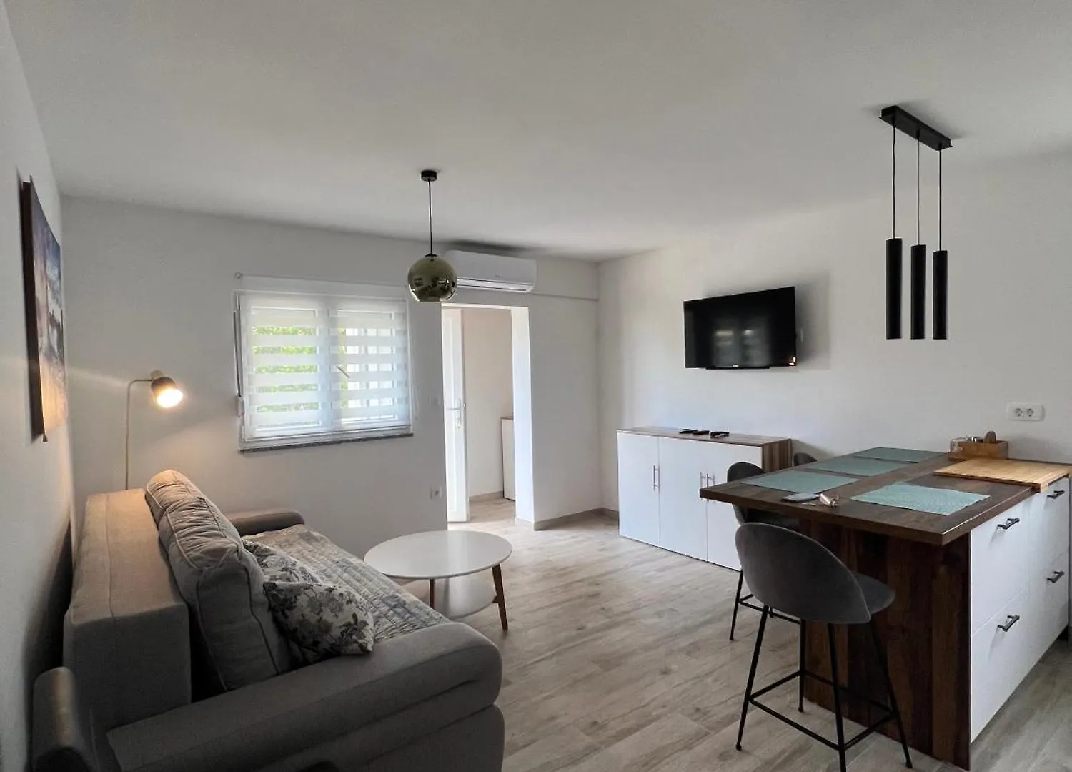 Apartment Jugo Krk Town