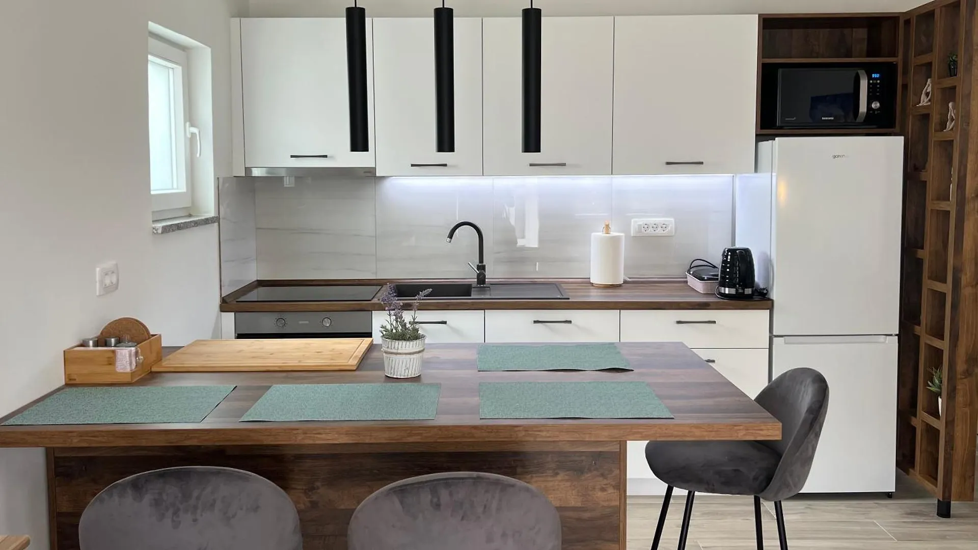 Apartment Jugo Veglia
