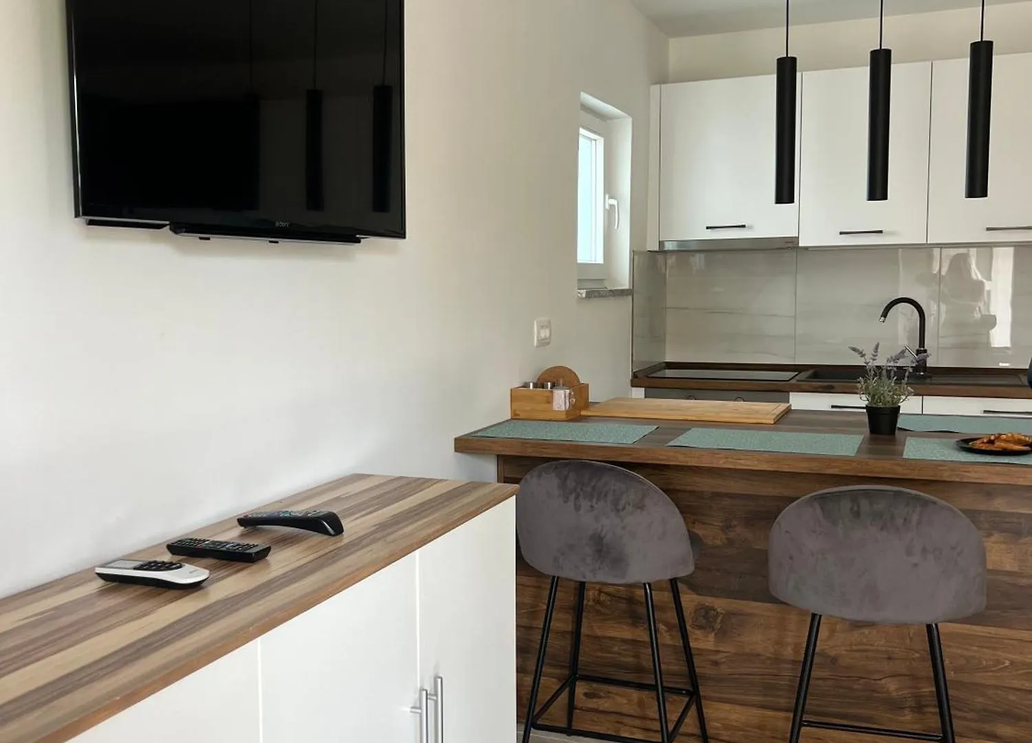 Apartment Jugo Veglia